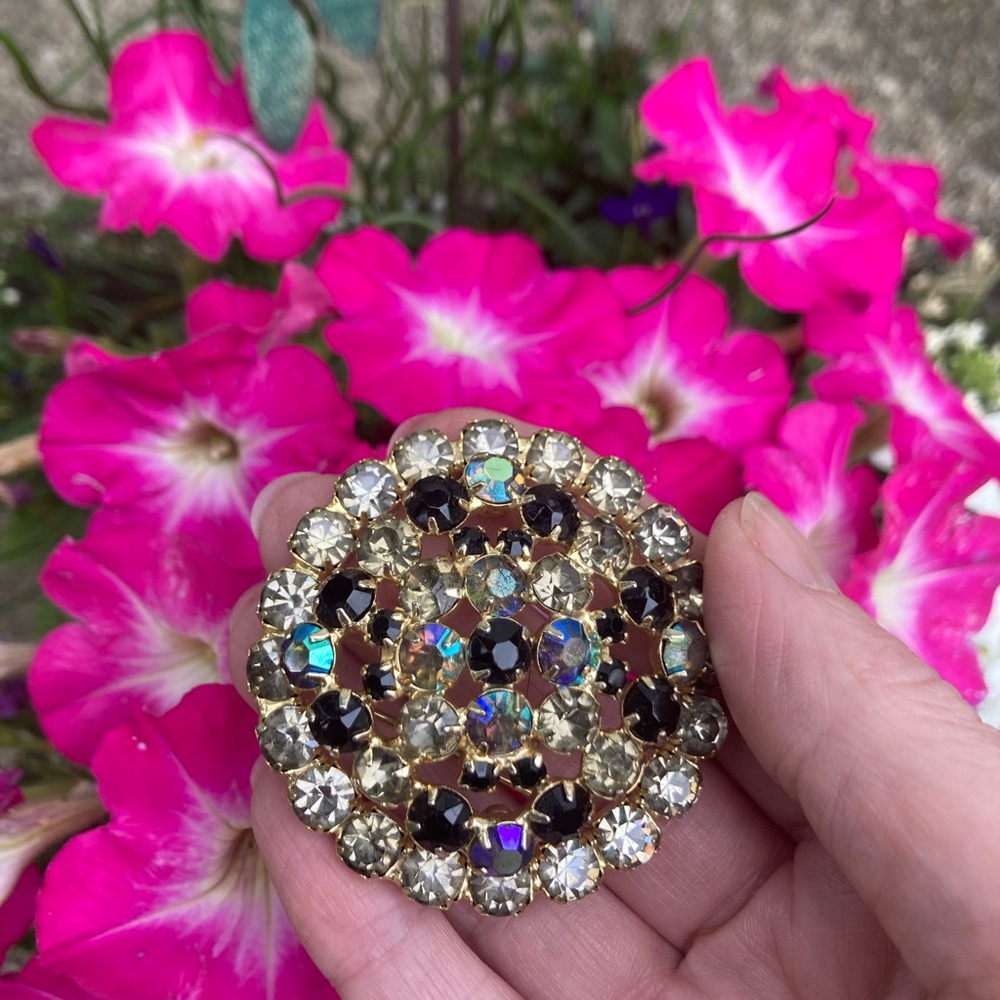 Beautiful Vintage Brooch - Picture 2 of 6